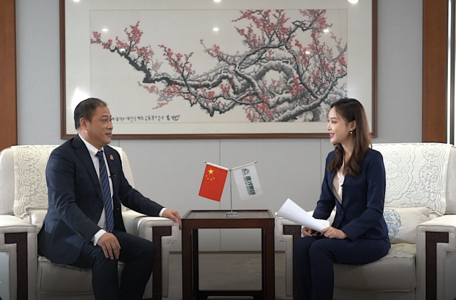 媒体专访|品牌之都的“新金花”建筑装饰行业的领航者