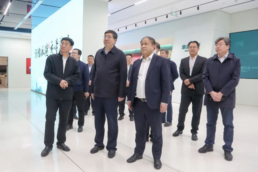 山东省住房和城乡建设厅厅长王玉志一行莅临德才股份走访调研